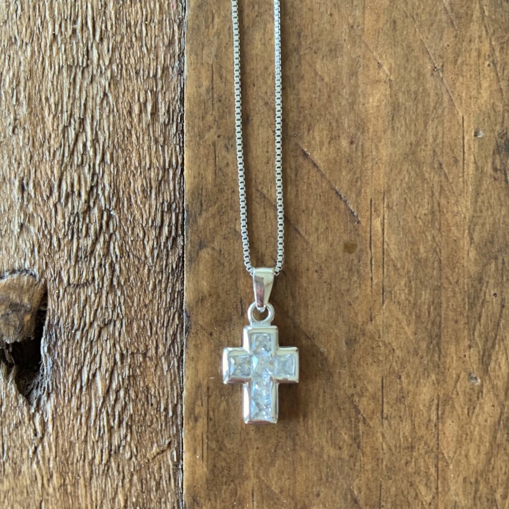 Silpada sterling silver CZ cross pendant necklace